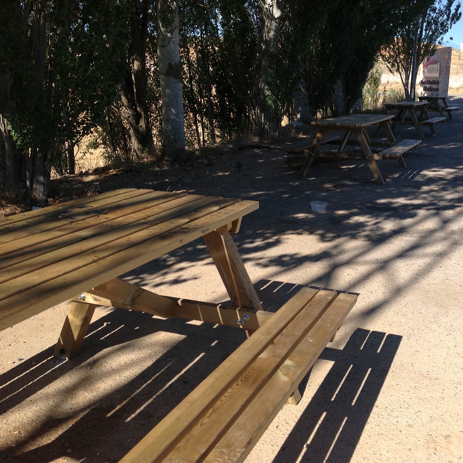 mesas de madera de campo de la marca sergin